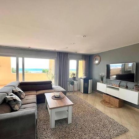 3Apartamento De Tres Habitaciones เอมปูเรียบราบา ภายนอก รูปภาพ